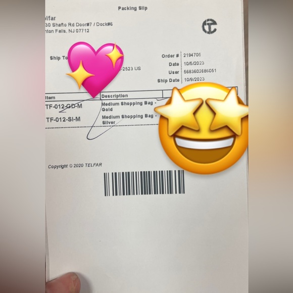 ✨✨Authentic Telfar Medium Metallic Gold Shopping Bag✨✨ - Picture 17 of 17